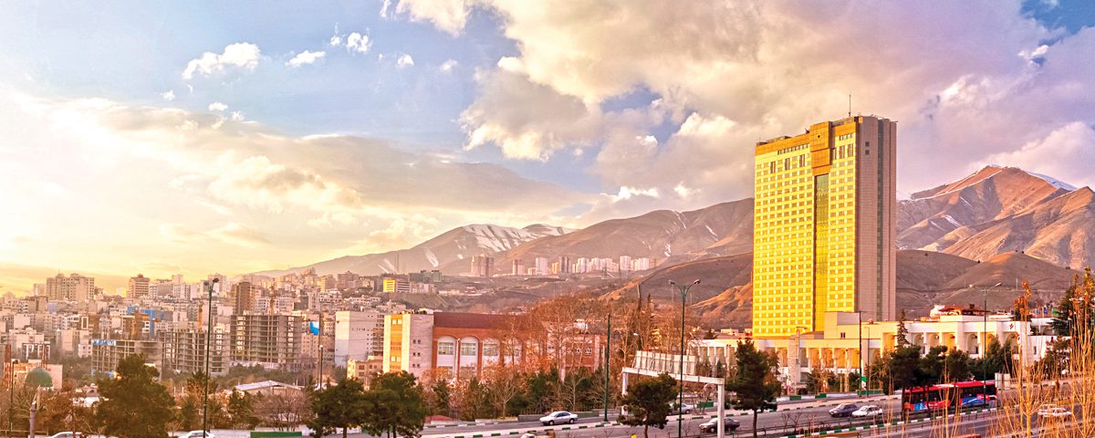 11azaditehran_artin4-1200x480