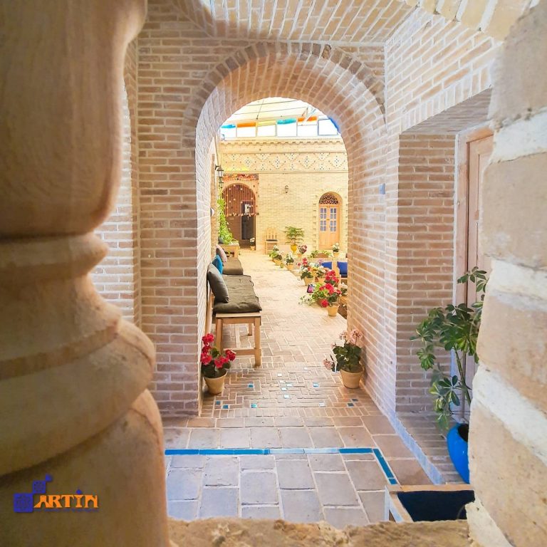 11traditional hotel in Iran travel guide