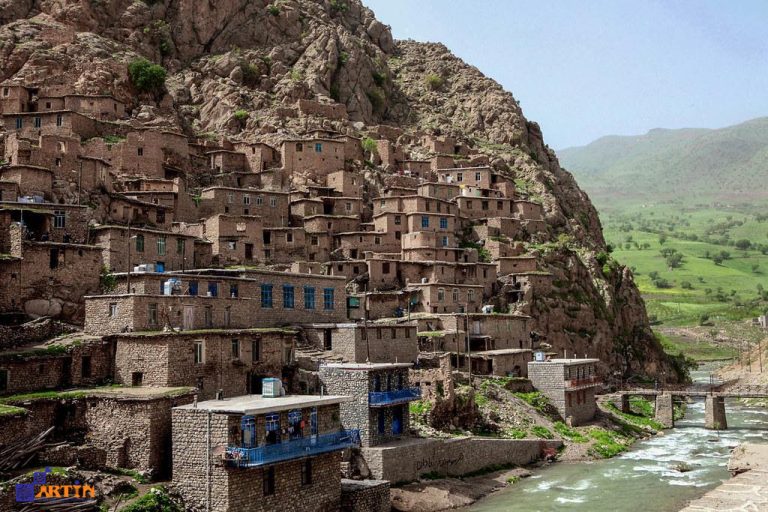 11Solo female Travelers in Iran-travelartin