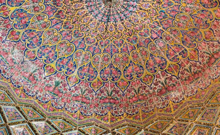 Persian gulf gateway tour to Iran